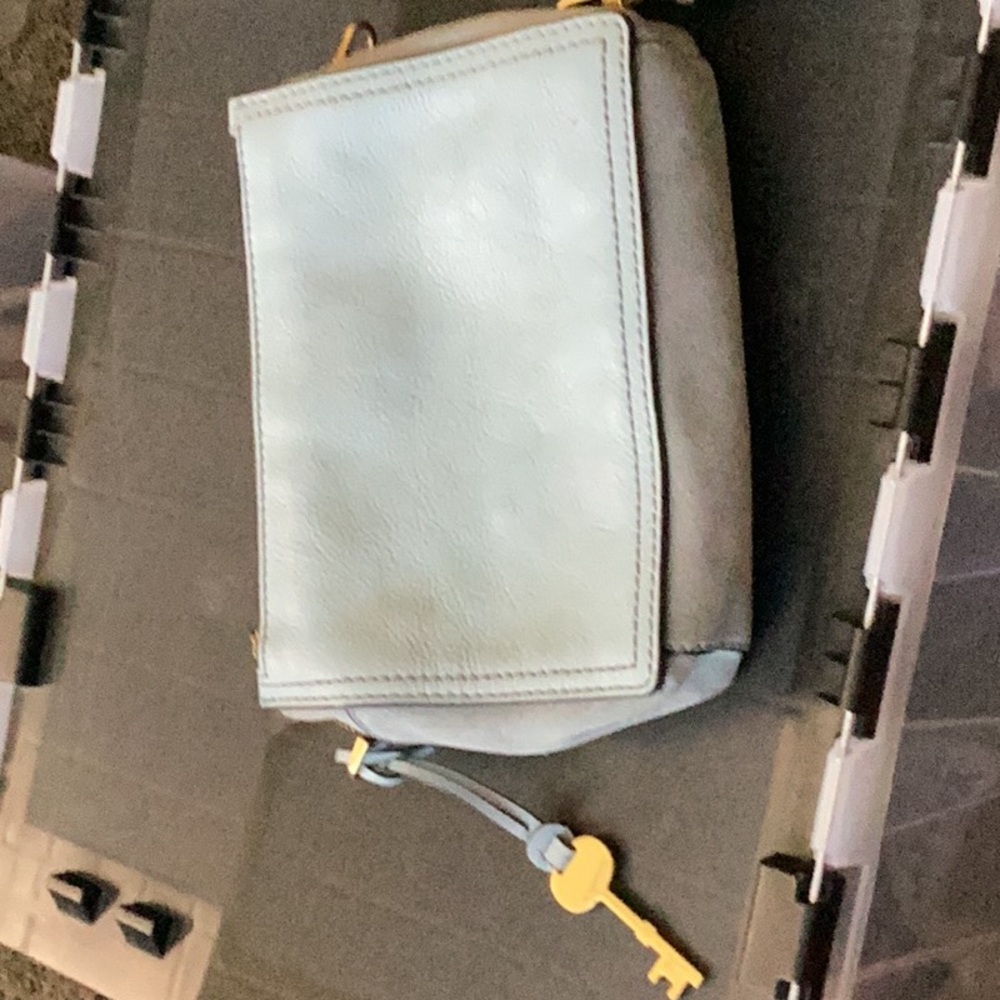 Fossil pale blue Crossbody Bag with Sleek Design - Picture 5 of 11
